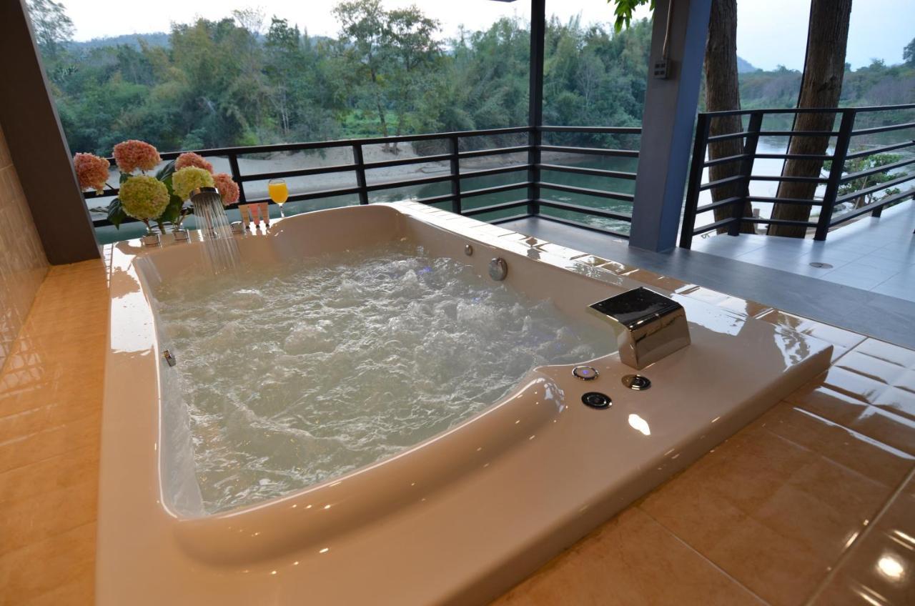 Baan Wanwaree Bed and Breakfast Καντσαναμπούρι Εξωτερικό φωτογραφία