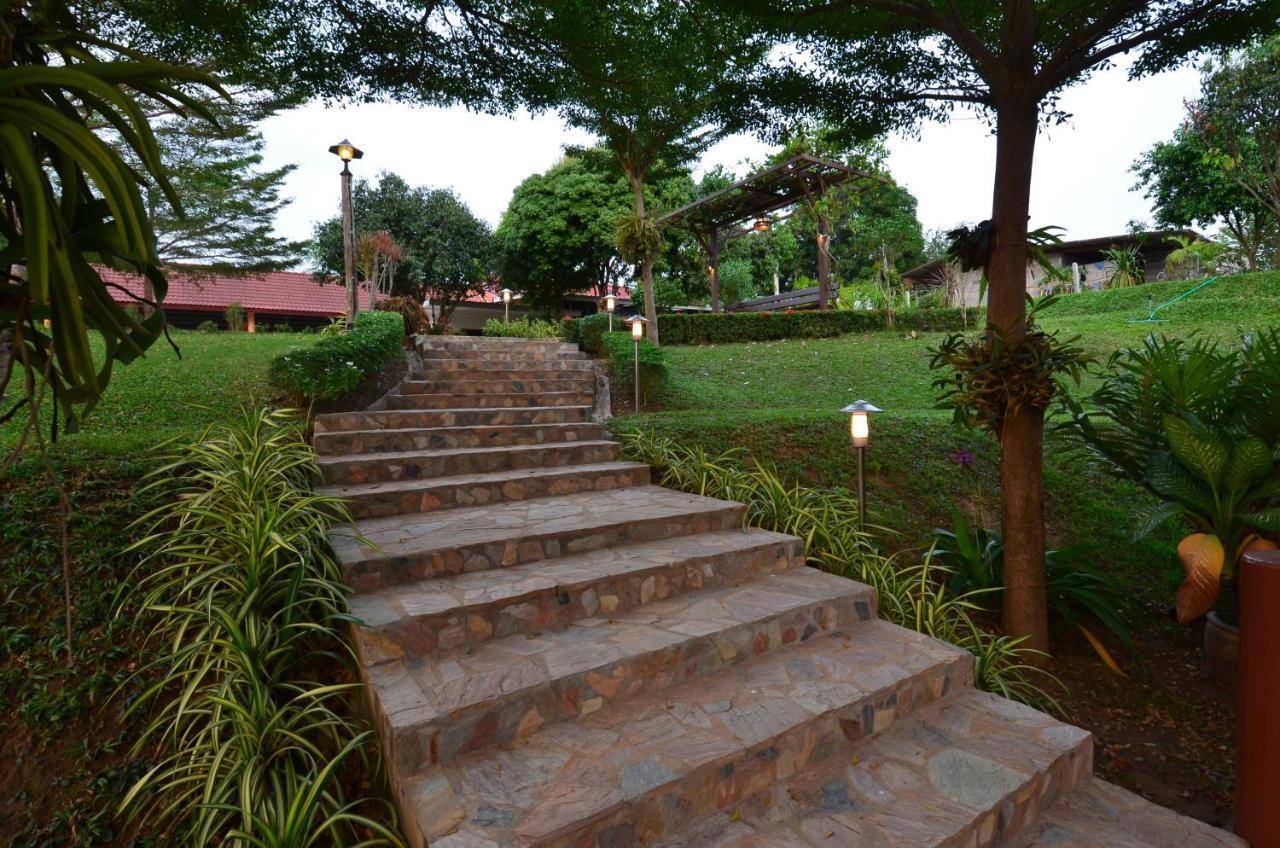 Baan Wanwaree Bed and Breakfast Καντσαναμπούρι Εξωτερικό φωτογραφία